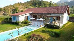 Casa Samudra - charming & spacious villa by the sea surrounded by nature
